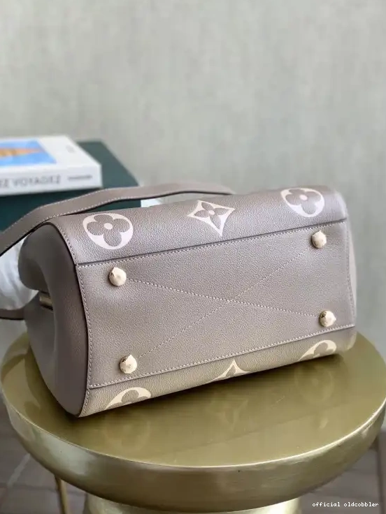Official oldcobbler VUITTON MONTAIGNE LOUIS MM 0621